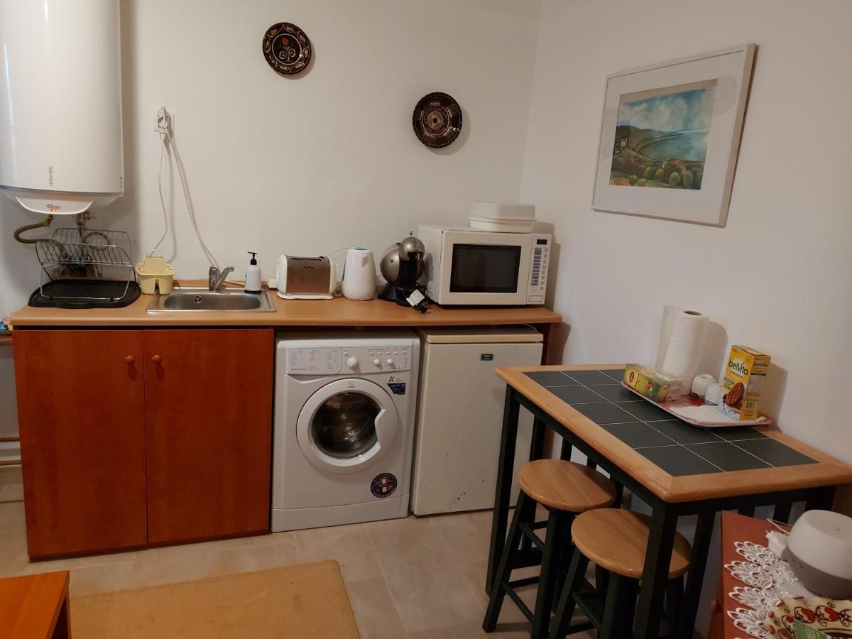 Nyugalom szigete 2 fős apartman 1 hálótérrel Vertessomlo Exterior foto